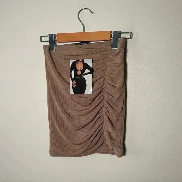 NWT Naked Wardrobe ruched detail mini skirt  in tan XS - Picture 3 of 5
